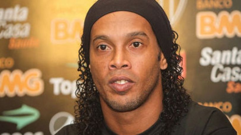Ronaldinho: Messi and Neymar would be beautiful