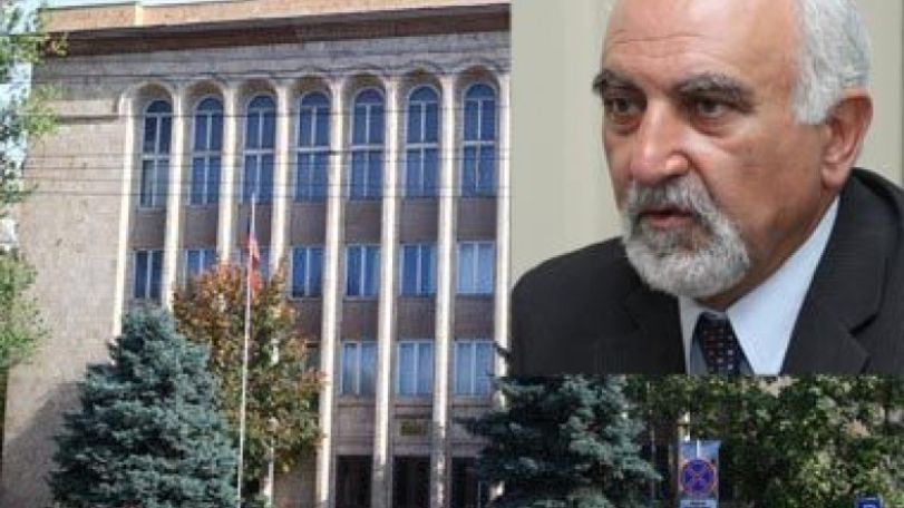 Hayrikyan not to apply to Constitutional Court