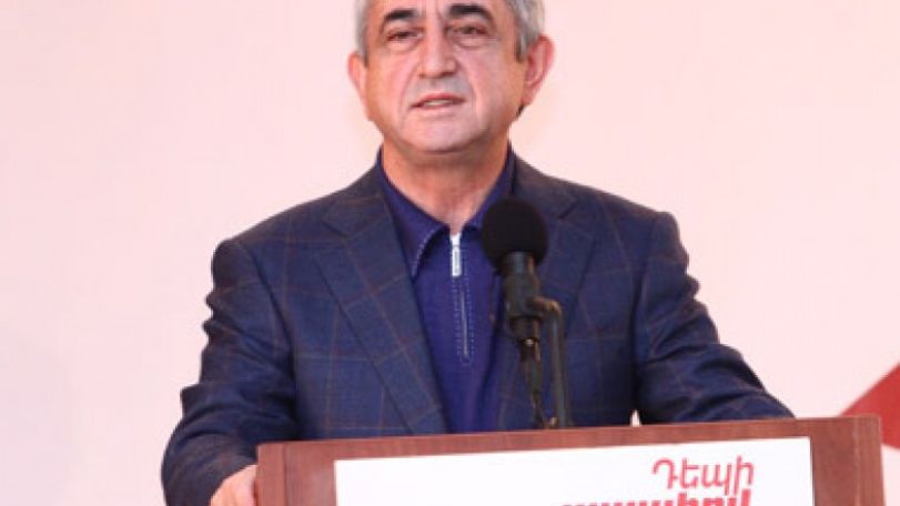 Serzh Sargsyan holds campaign meeting in Yeghvard