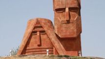 Вопреки политике «белого геноцида» СССР на сегодня в НКР широко распространяются национальные традиции 