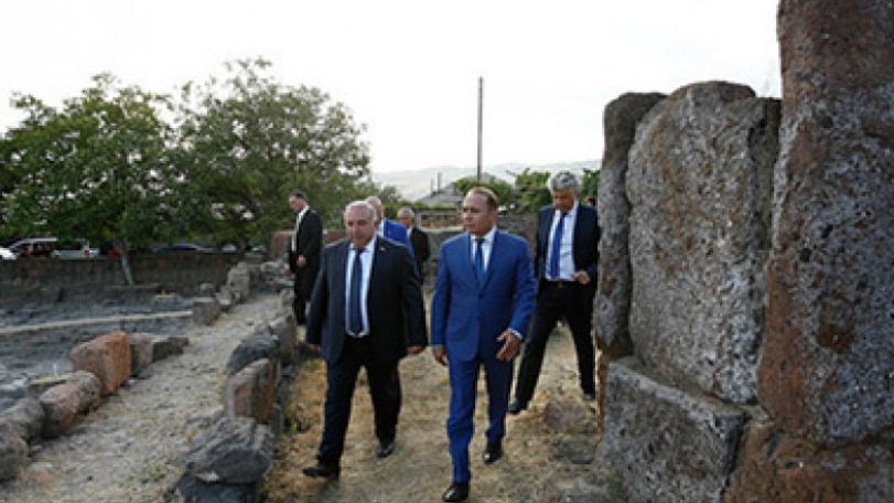 Միջոցներ գործադիրից Արշակունյաց դամբարանի պեղումները շարունակելու համար 
