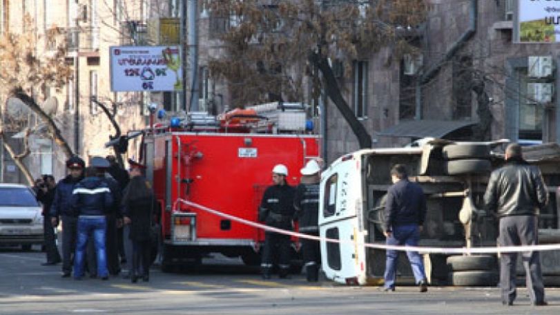  Врачи оценивают состояние пострадавших в результате ДТП в Ереване как не тяжелое 