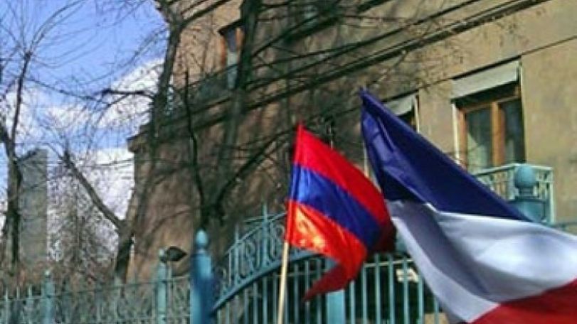 Հայաստանաբնակ քրդերի բողոքի ակցիան ֆրանսիական դեսպանատան դիմաց.«Մեղավորներին` արդարացի պատիժ»