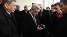 Սերժ Սարգսյանն այցելել է Սինքրոտրոնային հետազոտությունների ինստիտուտ