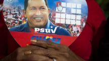 Hugo Chavez suffers ‘‘complications’’ after surgery 