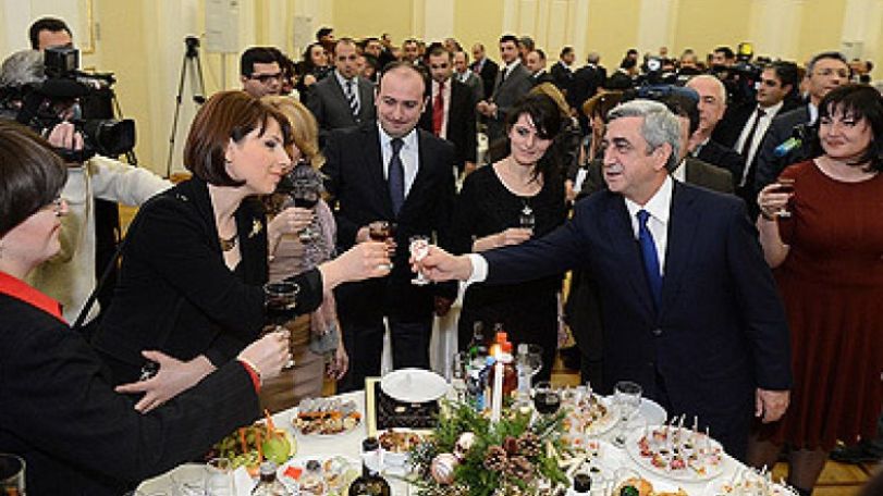 ՀՀ նախագահը շնորհավորեց լրագրողներին. Անցնող տարում միասին շարունակեցինք ջանքերը խոսքի ազատության ամրապնդման ուղղությամբ