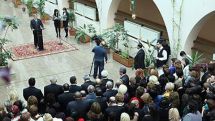 Պարգևատրում քաղաքապետարանում. «2012թ-ը կրթական ձեռքբերումների առումով հաջողության տարի էր»