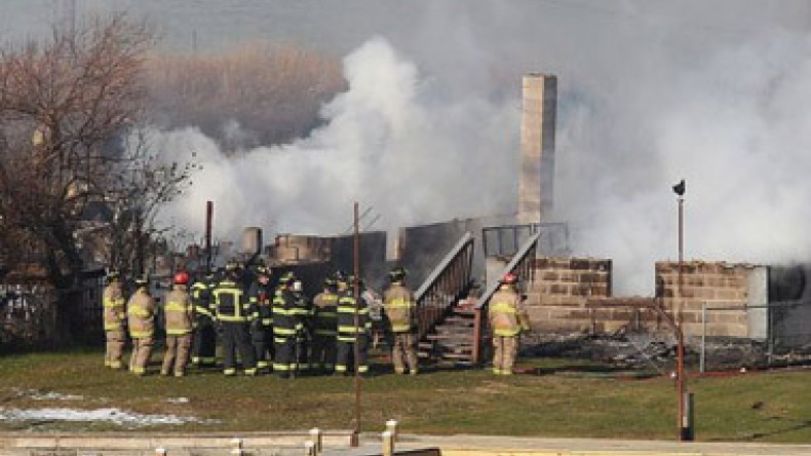 US firefighters killed in 'trap'
