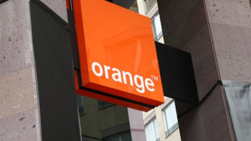 20,000 Orange subscribers receive international gift-minutes