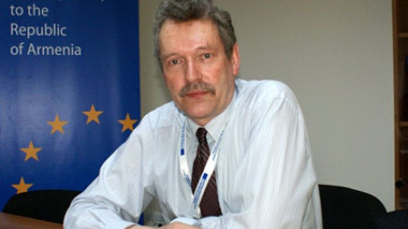 ԵՄ խորհրդատվական խմբի ղեկավար. Հայաստանի անդամագրումը Բելառուս-Ղազախստան-Ռուսաստան մաքսային միությանը «անհար է»