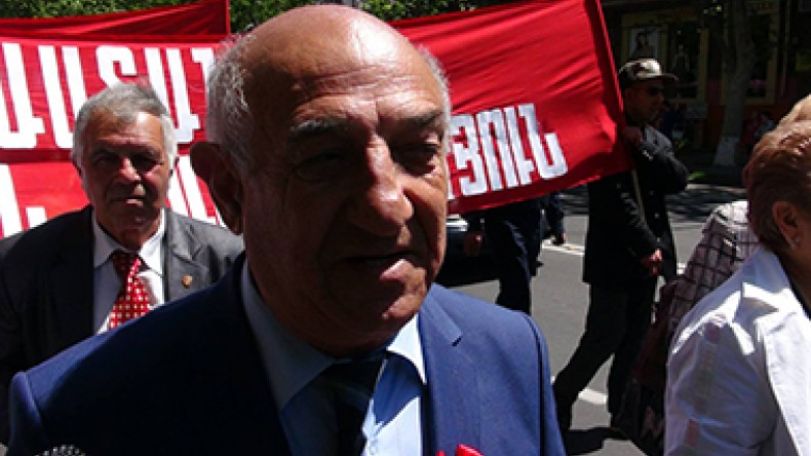Կումունիստական կուսակցությունն անցկացրեց ավանդական մայիսմեկյան երթը (տեսանյութ, լուսանկարներ)