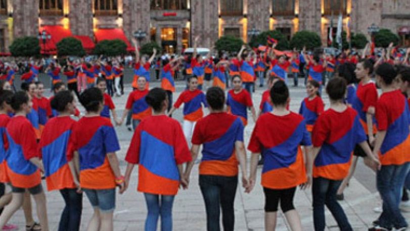 Сегодня в 140 странах мира отмечают День труда