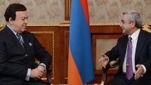 Serzh Sargsyan receives USSR People’s Artist Iosif Kobzon