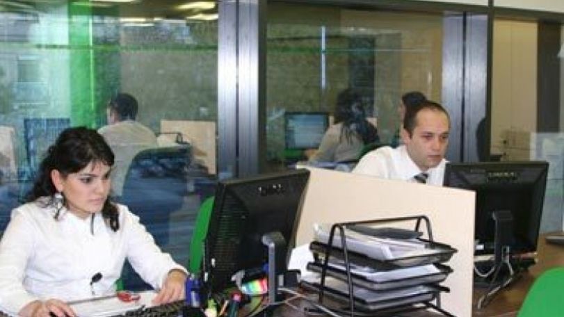 Armenia marks Bank Employee Day