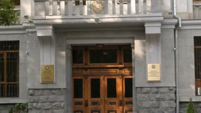 Генпрокуратура Армении опровергает публикации СМИ о связи убийства адвоката С. Шарбатяна с его профдеятельностью 