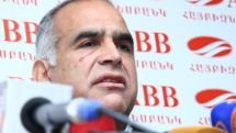 Лидер партии «Наследие» Раффи Ованнисян отправляется в Баку на VII Генассамблею ICAPP