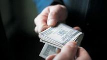 Ադրբեջանում ով չի կարողանում կաշառք տալ, տարիներով դիպլոմ չի ստանում 