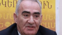 Գալուստ Սահակյանը «անիմաստության դաշտից» հեռու կմնա