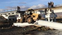По факту обрушения моста в городе Варденис возбуждено уголовное дело 