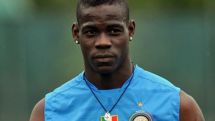 Balotelli not leaving City