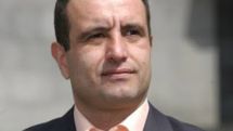 Кандидат в президенты Армении В. Седракян готов оплатить сумму, необходимую для участия Раффи Ованнисяна в выборах