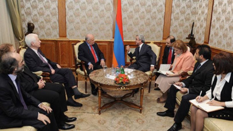 Սերժ Սարգսյանն ընդունել է Ամստերդամի Թագավորական կոնցերտգեբաու նվագախմբի դիրիժոր Լորին Մաազելի գլխավորած պատվիրակությանը
