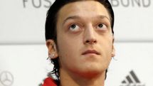 Ozil: Borussia Dortmund can win Champions League