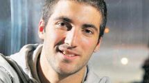 Higuaín removed by muscle problem 