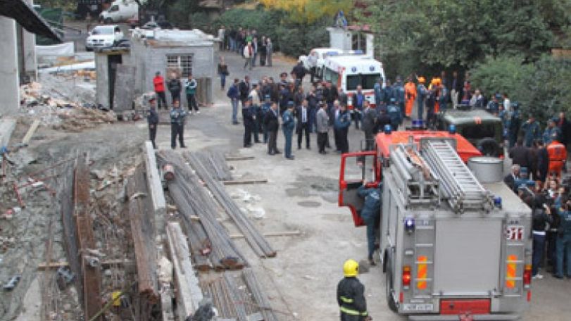 Փլուզումից տուժածներից երեքը դուրս են գրվել