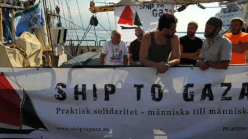 Gaza-bound ship to test Israeli blockade