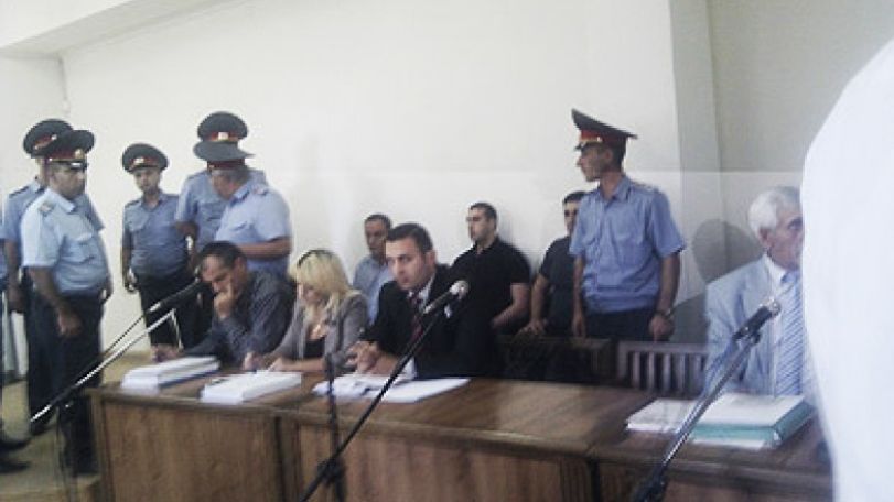 Суд по делу ЧП в ресторане «Арснакар». Ходатайство защиты об отводе судьи отклонено 