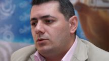 Поведение Саакашвили в связи с парламентскими выборами в стране повысило его авторитет. Мнение политолога