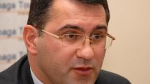 Вице-председатель партии «Наследие» опровергает сведения о том, что Раффи Ованнисян вернет свой мандат 