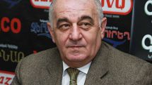 Հանրապետականը Հովիկ Արգամիչին հայերեն է սովորեցնում. «Փուռը տալը փողոցային բառ չէ»