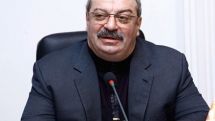 Михаил Багдасаров  ведет переговоры о продаже авиакомпании «Армавиа»