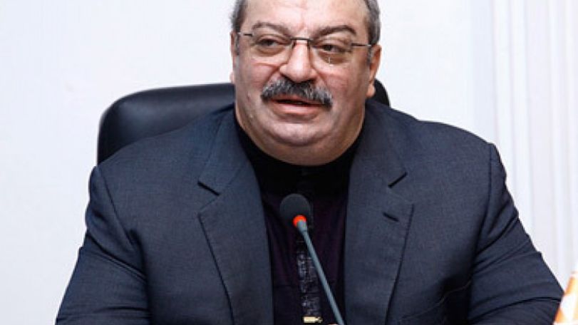 Mikhail Baghdasarov negotiates sale of Armavia Air Company