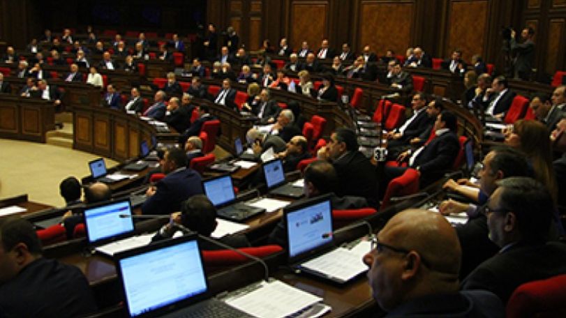Armenian parliament adopts statement on Genocide Centennial 