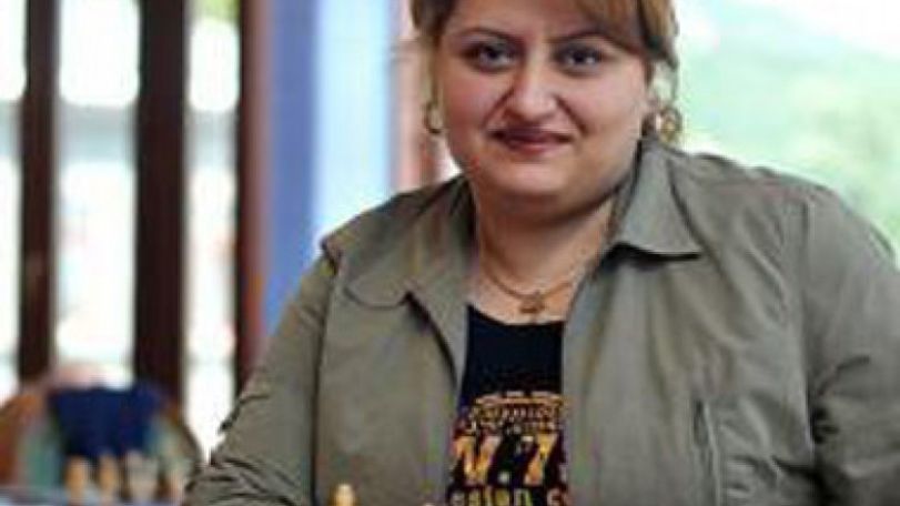 Elina Danielian and Lilit Mkrtchian representing Armenia