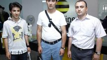 В Армении победители конкурса фотографий «Мое лето» получили смартфоны Samsung Galaxy S 