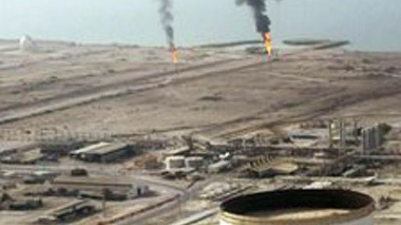 US imposes new sanctions on Iran