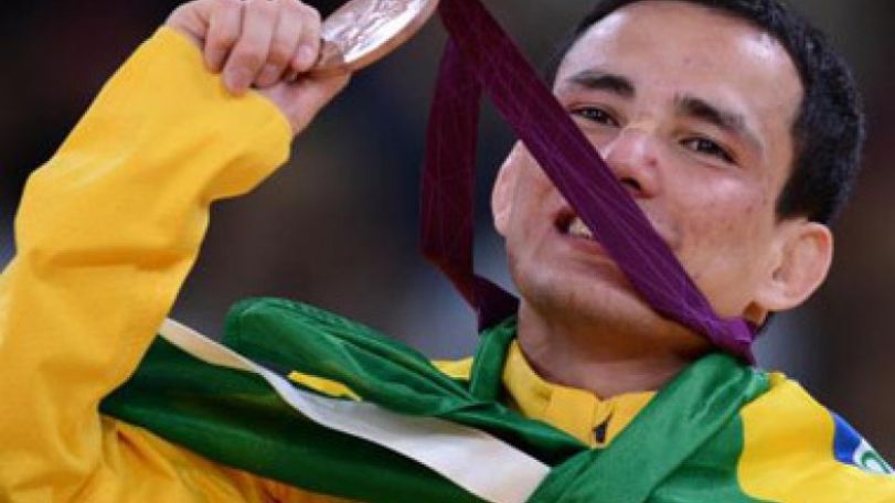 Brazilian judoka Felipe Kitadai breaks Olympic medal in shower 