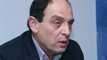 Глава Хельсинкского комитета Армении Аветик Ишханян не связывает особых надежд с новой программой судебно-правовых реформ  