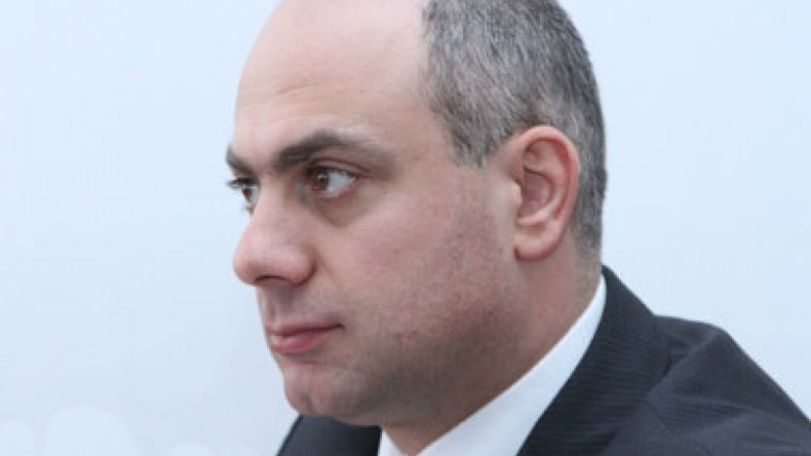 Конец «паспортному кризису» в Армении. Замначальника Полиции РА А. Осикян пояснил причины коллапса  