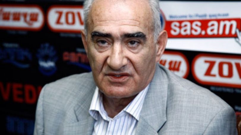 Նովոն կհանձնի՞ մանդատը, թե՞ ոչ