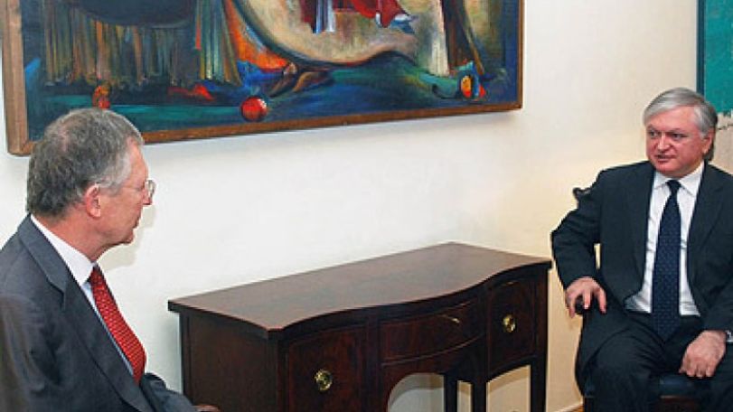 Armenian FM receives newly appointed Ambassador of Germany 
