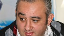 Петрос Казарян отказался продолжить серию обзываний и не стал отвечать на «колобок» Армена Мазманяна 