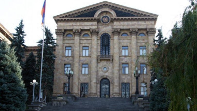Ի՞նչ հնարավորություններ է ստեղծում ԱԺ-ն ընդդիմության համար. Կարծիքներ ՀՀԿ-ից և ՀԱԿ-ից