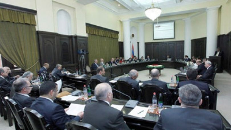 PM congratulates newly appointed Vayots Dzor governor