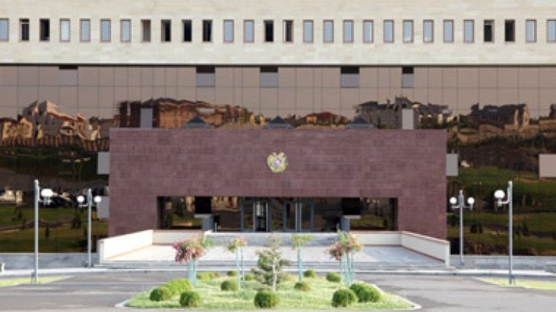 Министр обороны Армении лично проверил ход подготовки к учениям КСОР ОДКБ