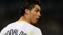 Cristiano Ronaldo denies autograph to 10-year-old girl wearing Barcelona shirt
